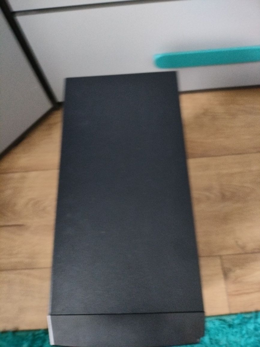 Zestaw komputerowy monitor,mysz,klawiatura,komputer