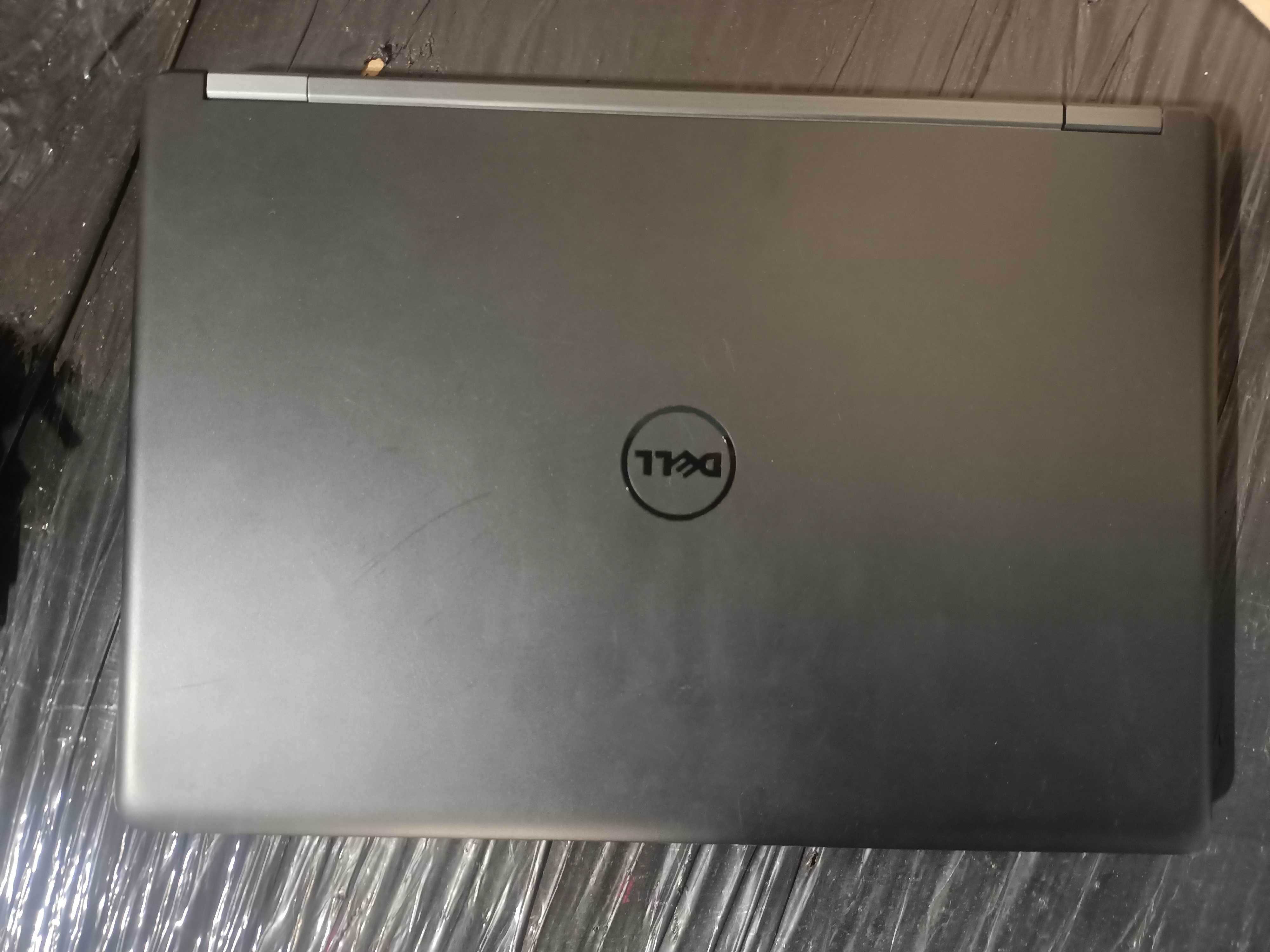Portátil Dell i5 8GB