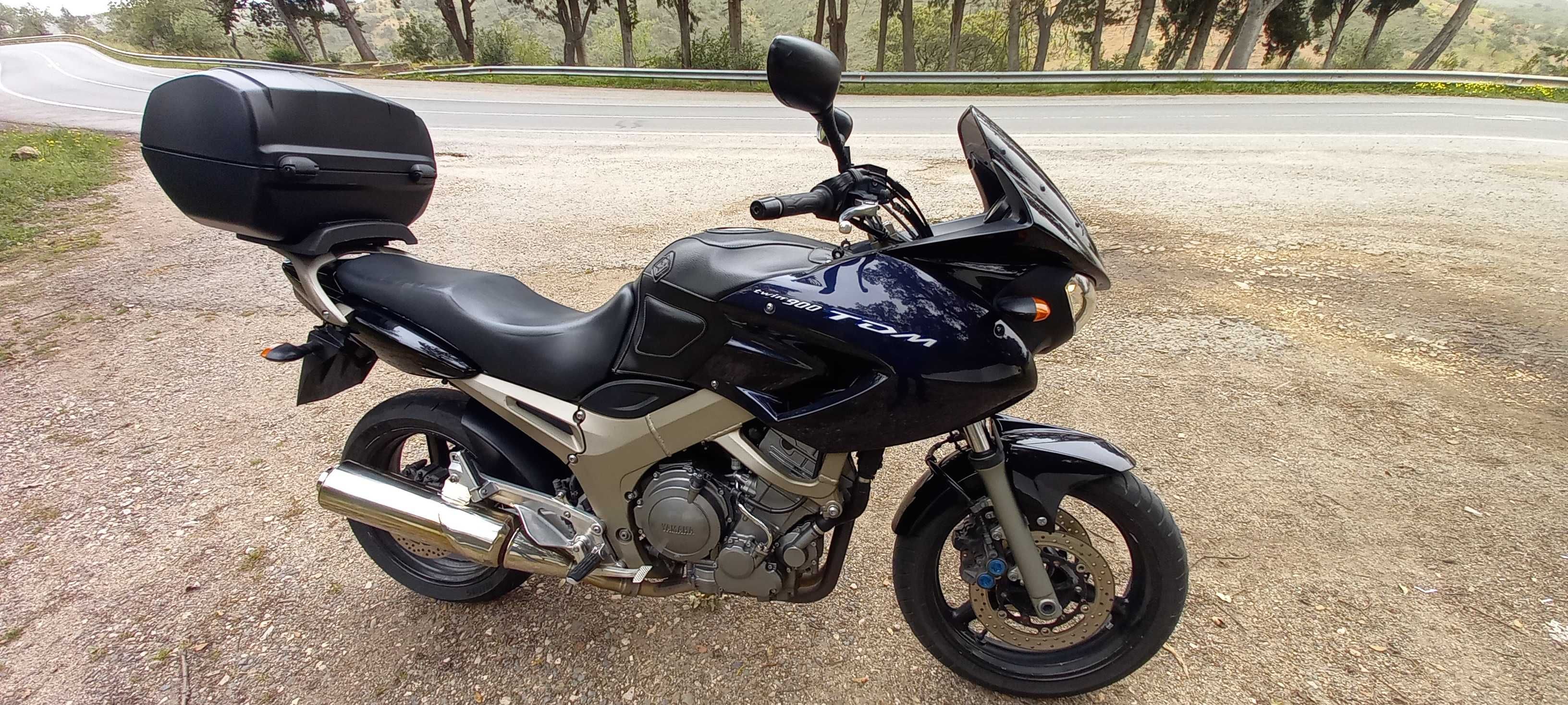 Vendo mota TDM 900 em excelente estado