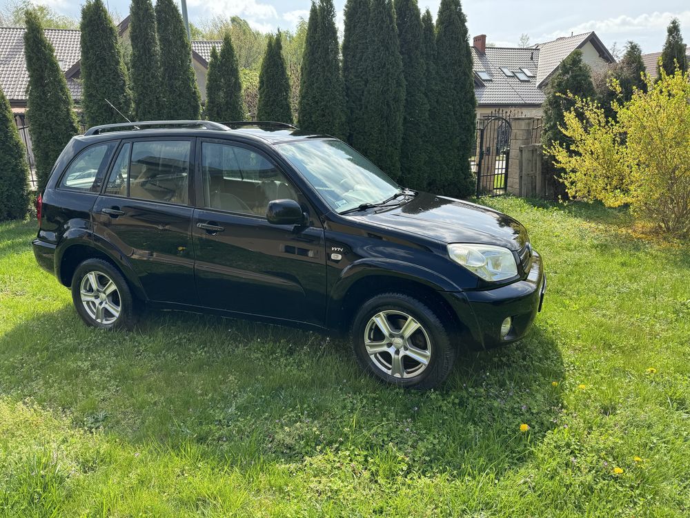 Totota rav4 2004 jeden wlasciciel 13 lat ! Od kobiety /automat: bezwyp