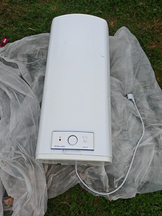 Elektryczny ogrzewacz wody, boiler 50l