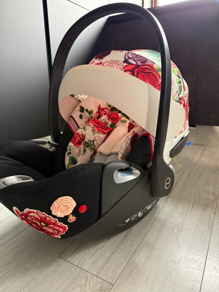 Cybex Cloud Z I-Size Fotelik 0-13 kg Fashion Spring Blossom