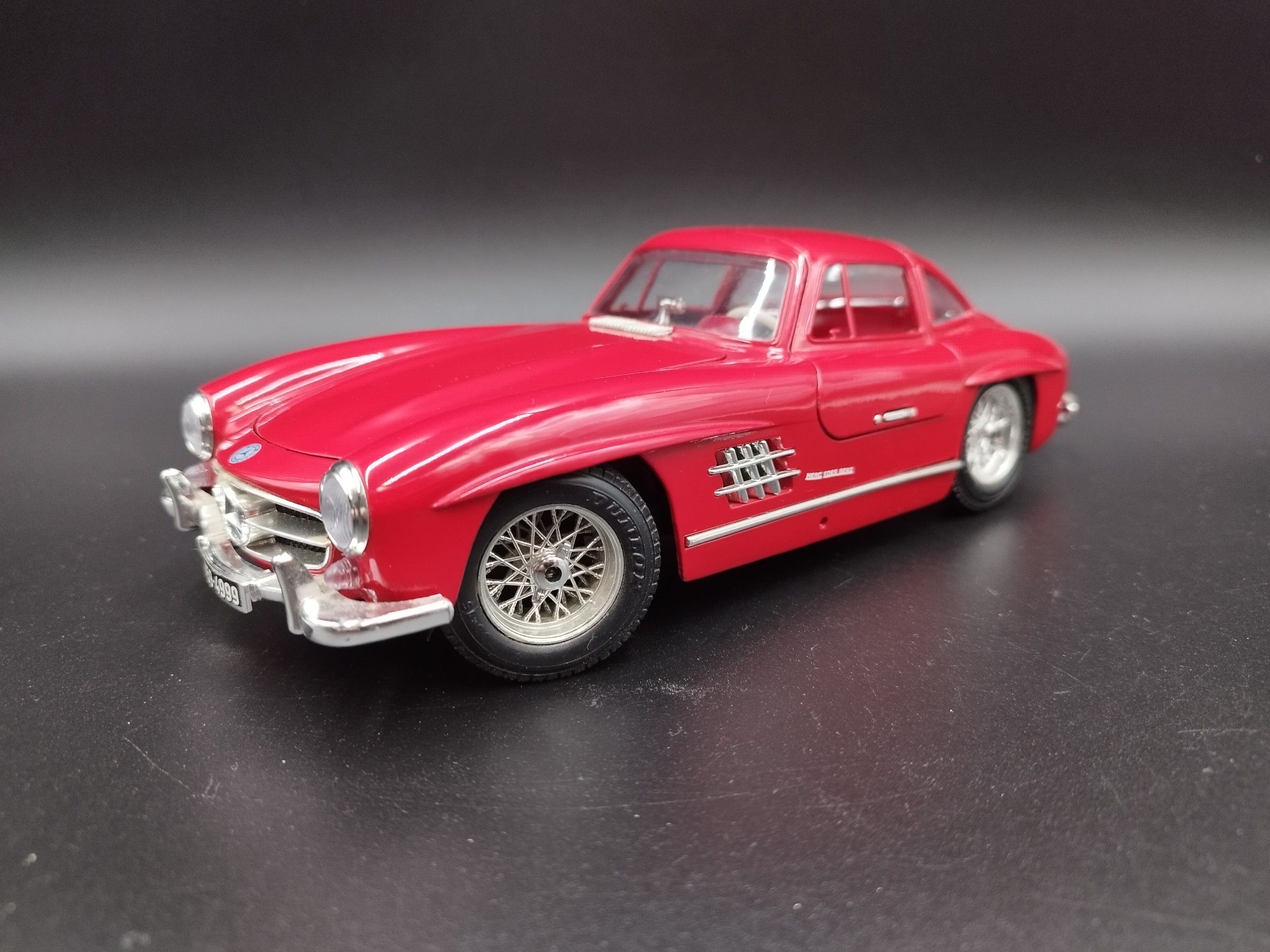 1:18 Bburago 1954 Mercedes Benz 300SL Mille Miglia model używany