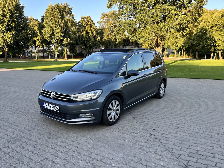 Volkswagen Touran 2.0 tdi DSG high line panorama led 2016r.