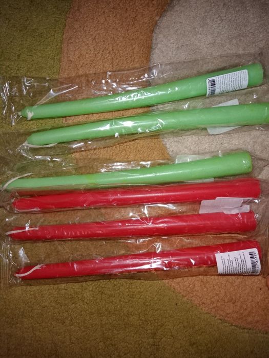 Свечи зеленые, красные,сердечками