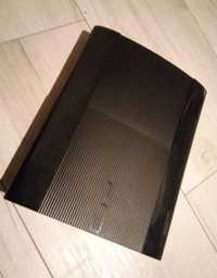 PlayStation 3 z padem i grami