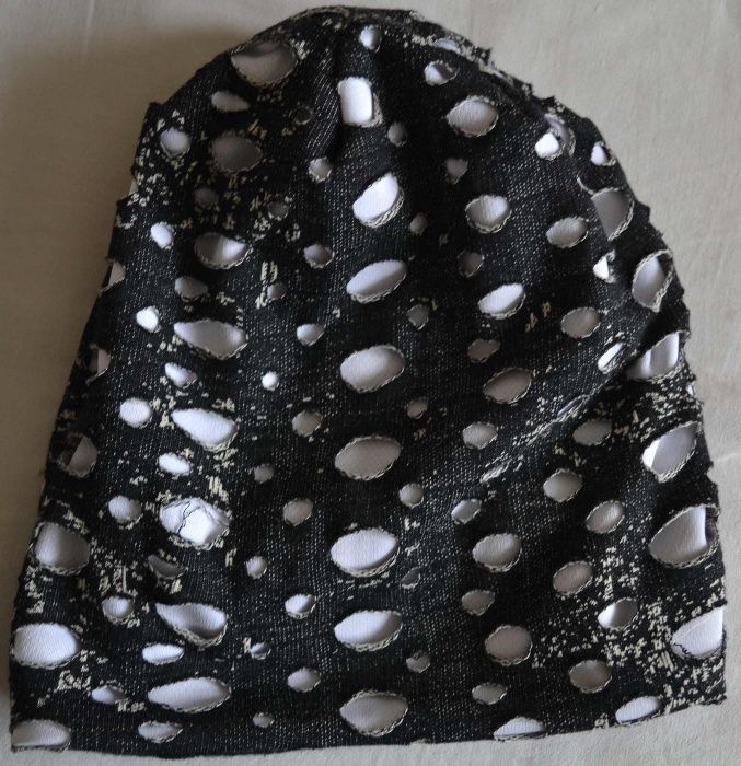 Nowa hipsterska CZAPKA z dziurami