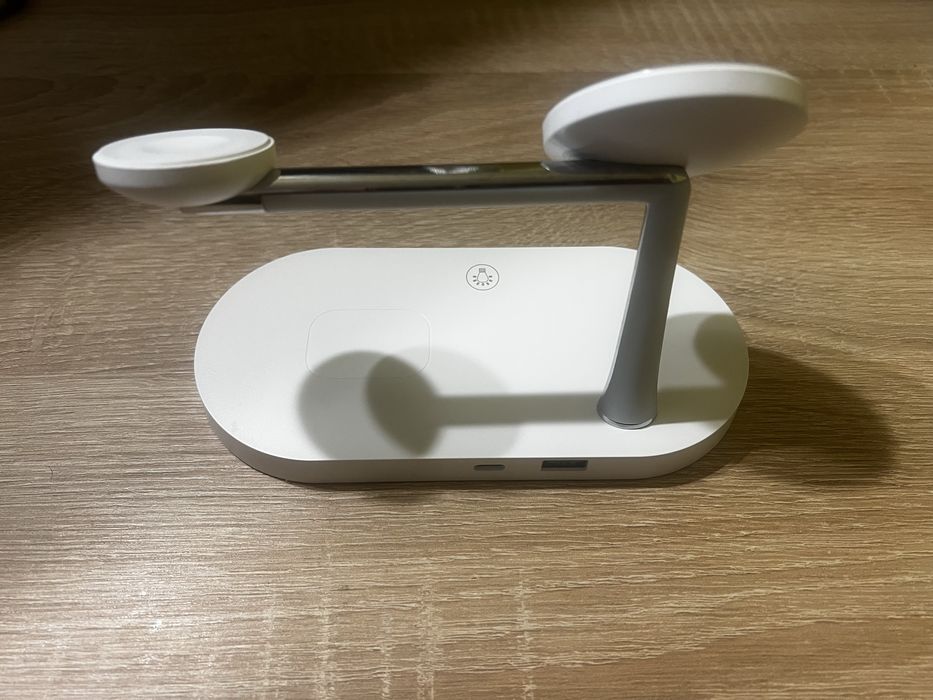 Бездротова станція для Apple( Iphone, airpods, watch)