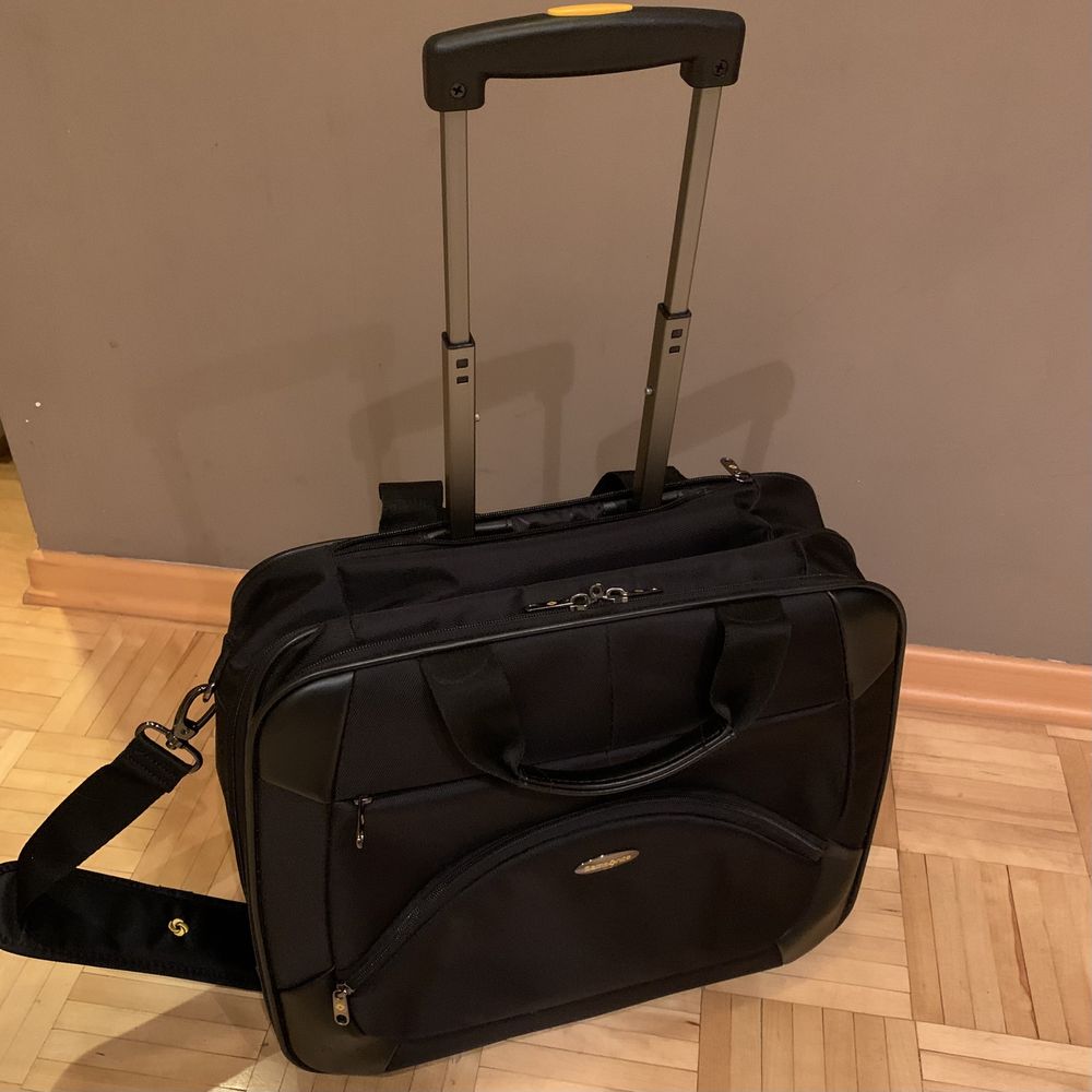 Torba podróżna na laptopa z rączką do prowadzenia.Firmy SAMSONITE