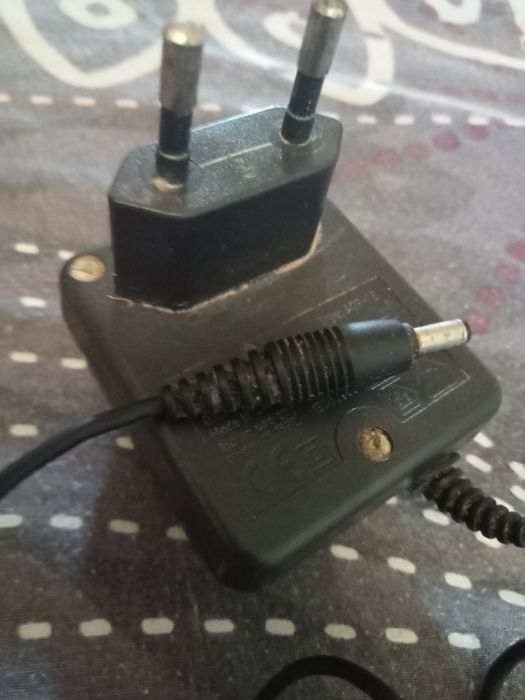 Зарядка для Нокиа.