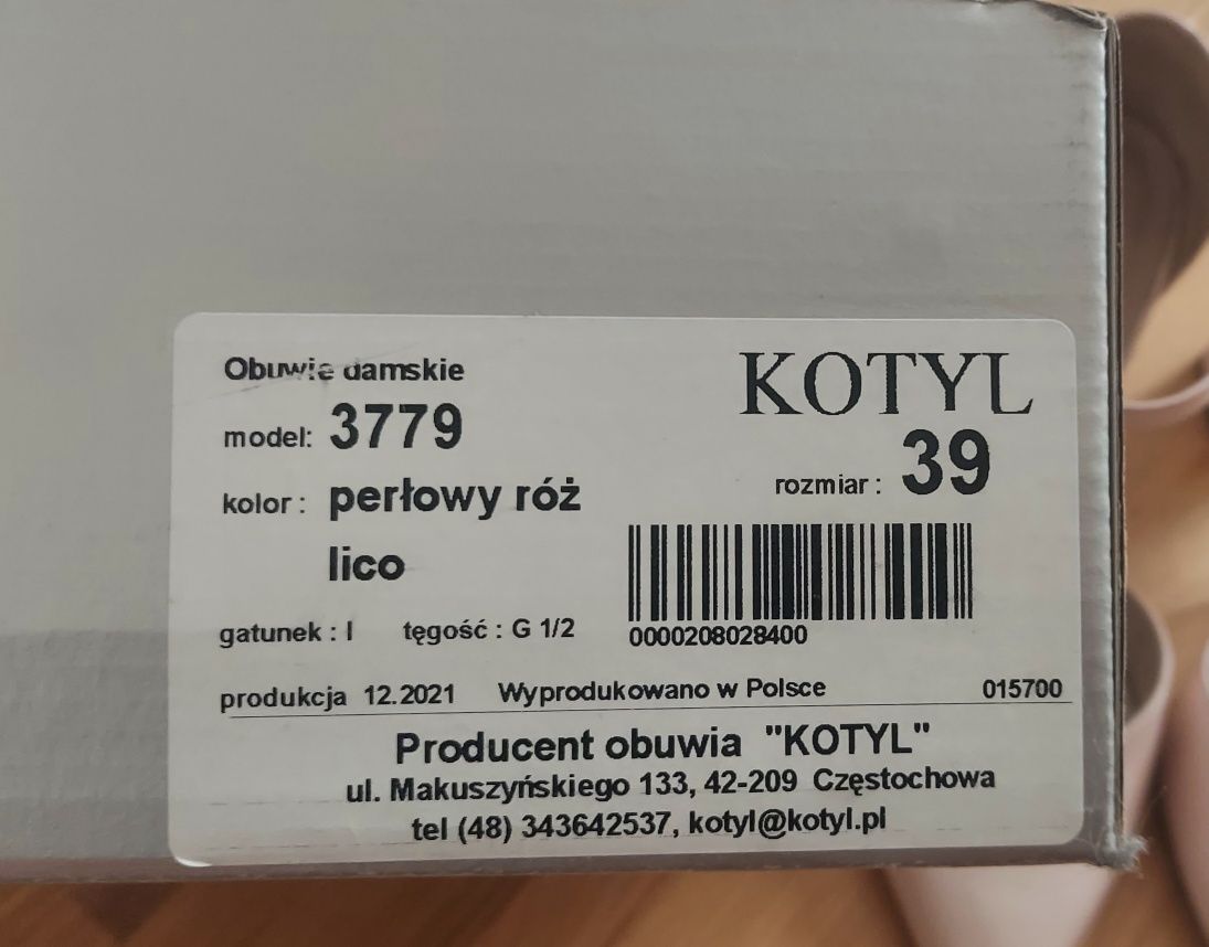 Byty ślubne taneczne czółenka na słupku marki kotyl 39 perłowy róż