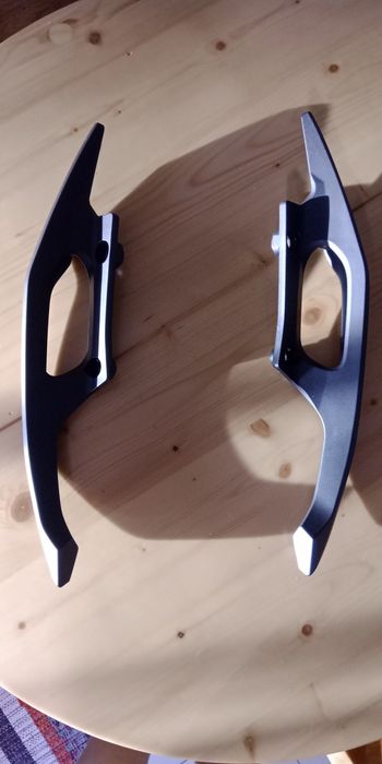 Pegas traseiras originais Honda Forza 125