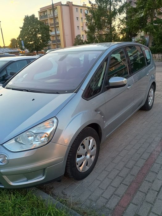 Ford S-Max 2.0b 145km