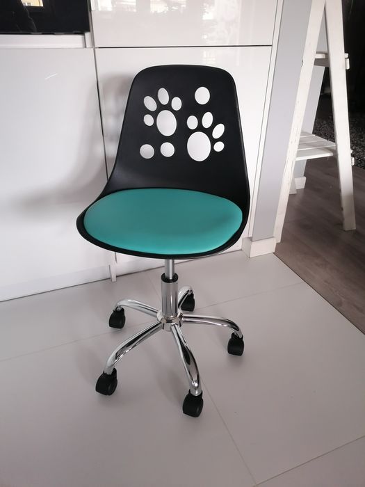 Krzesło biurowe obrotowe dla dziecka