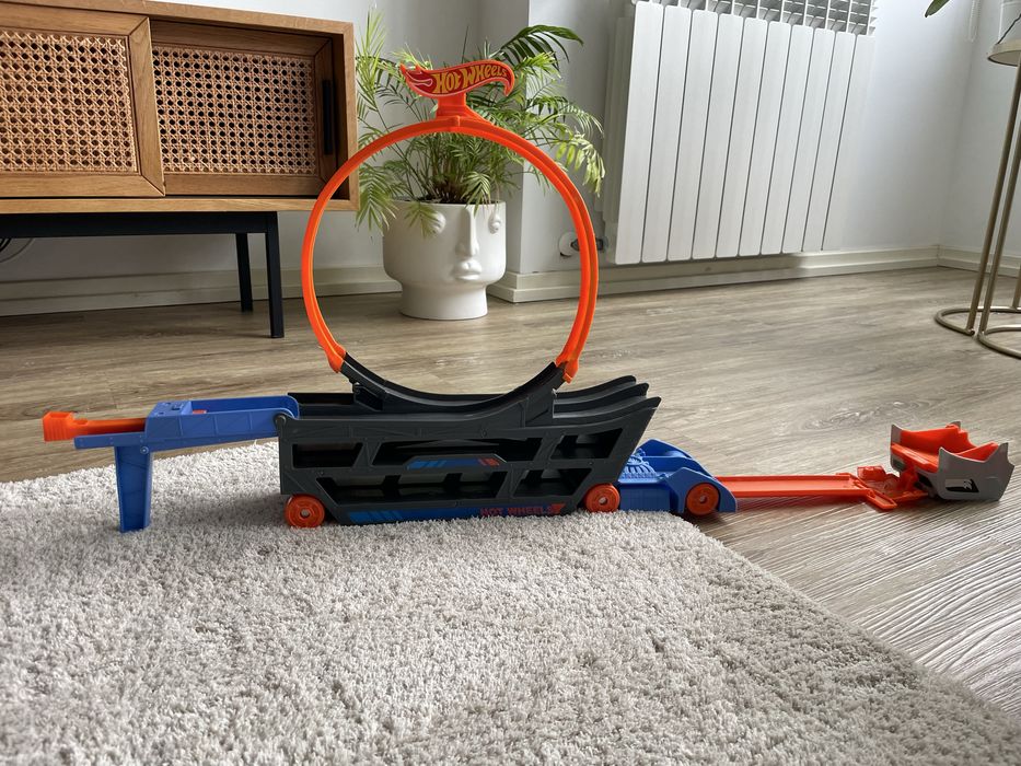 Hot wheels camião