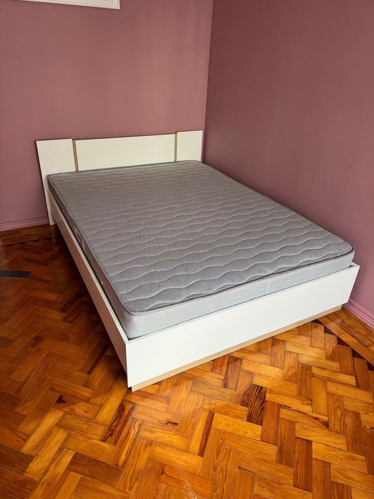 Cama Casal como nova