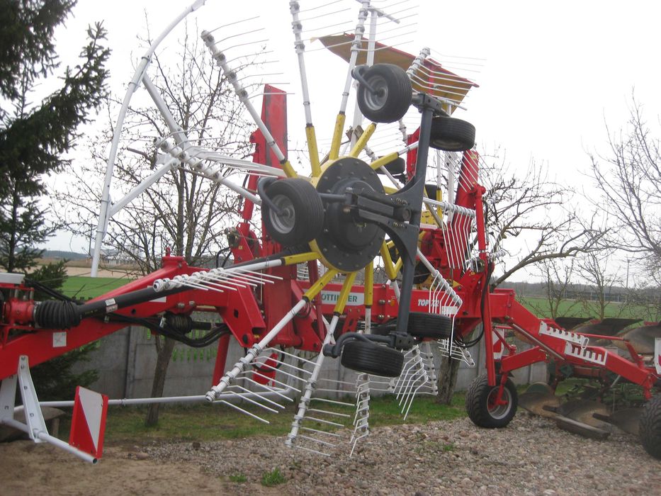 Zgrabiarka pottinger  Top 722