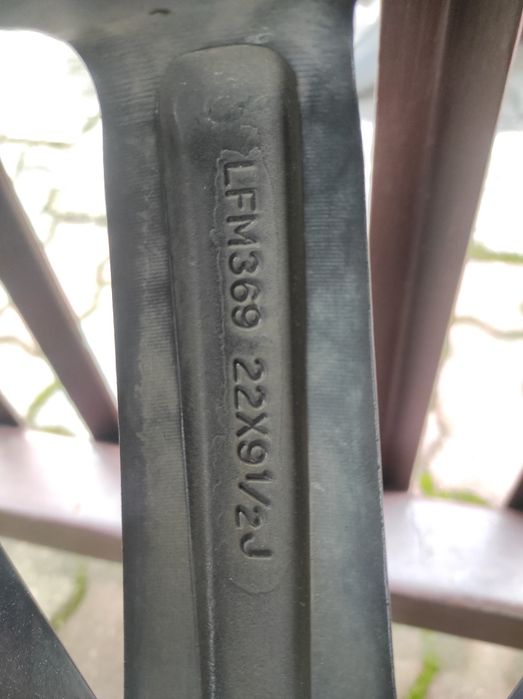 Felgi R22 Black Rhino 6x139.7 ET25
