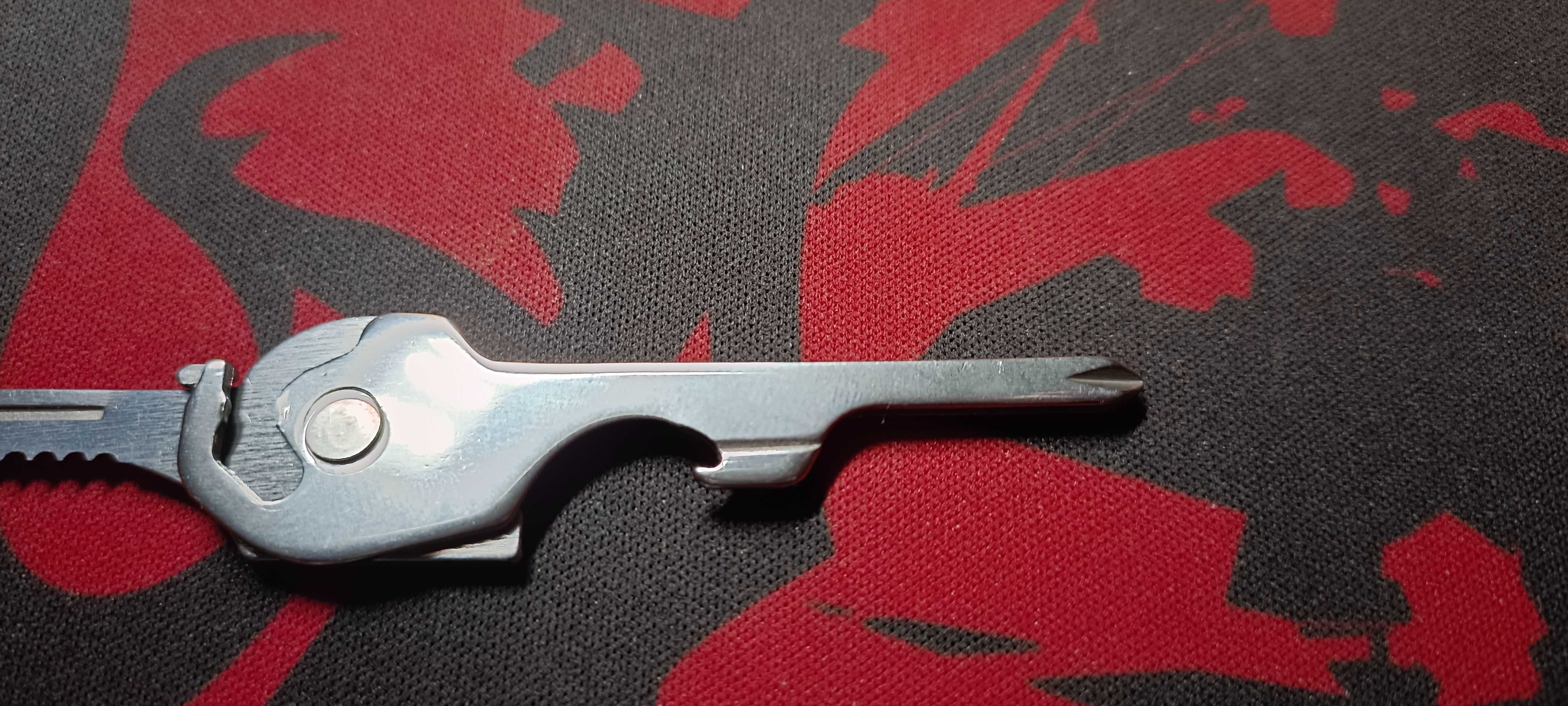 Multitool (narzędzie 6 w 1) w kształcie klucza, EDC