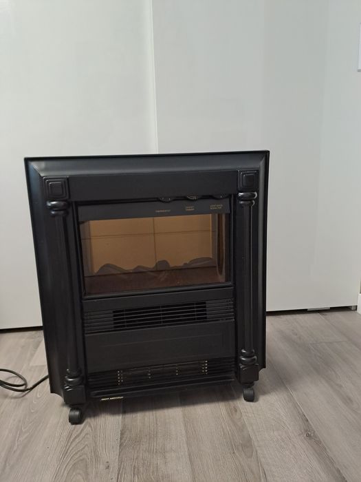 Камин _ обогреватель 61 на 68 размер