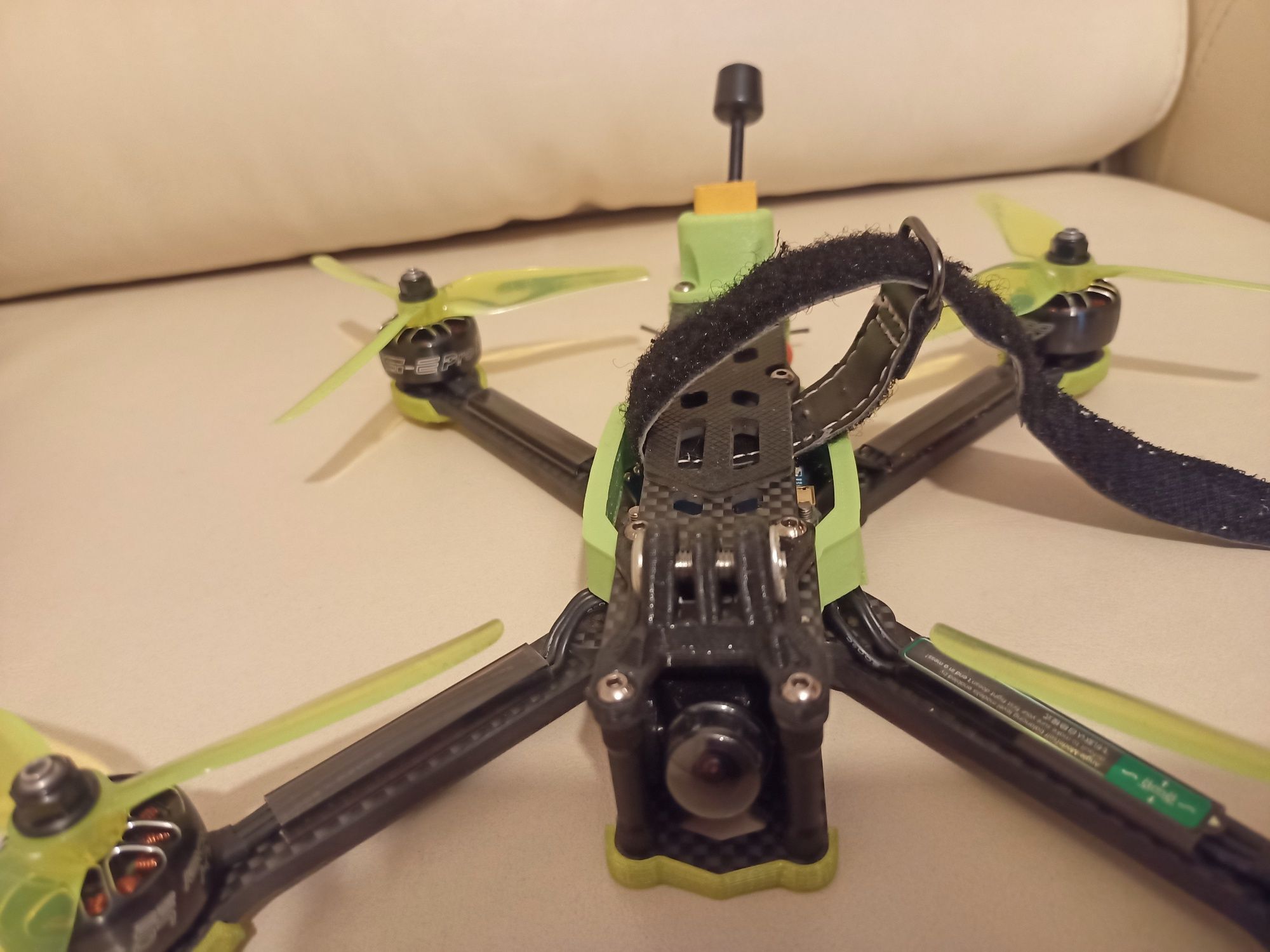 IFlight nazgul5 osłona przeciwkurzowa ,uszkodzenia ESC, FC dron Fpv