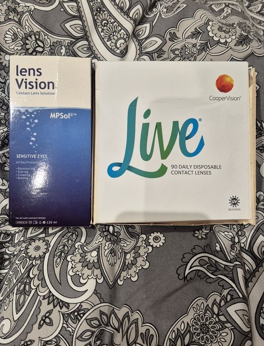 Soczewki kontaktowe -8 i -8.5 płyn do soczewek