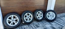 Sprzedam felgi aluminiowe 17 z oponami do Audi Q3/Q5