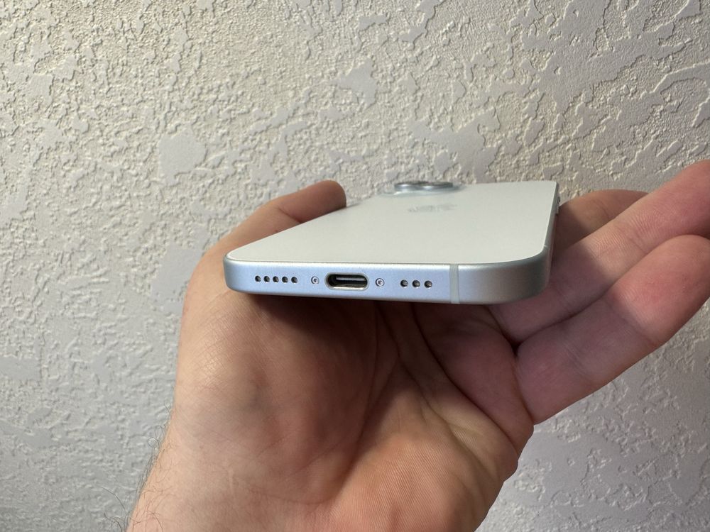 iPhone 15 128Gb Blue