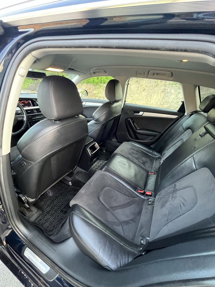 Продам audi a4 b8 !