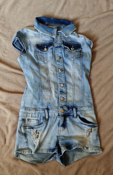 Dżinsowy kombinezon