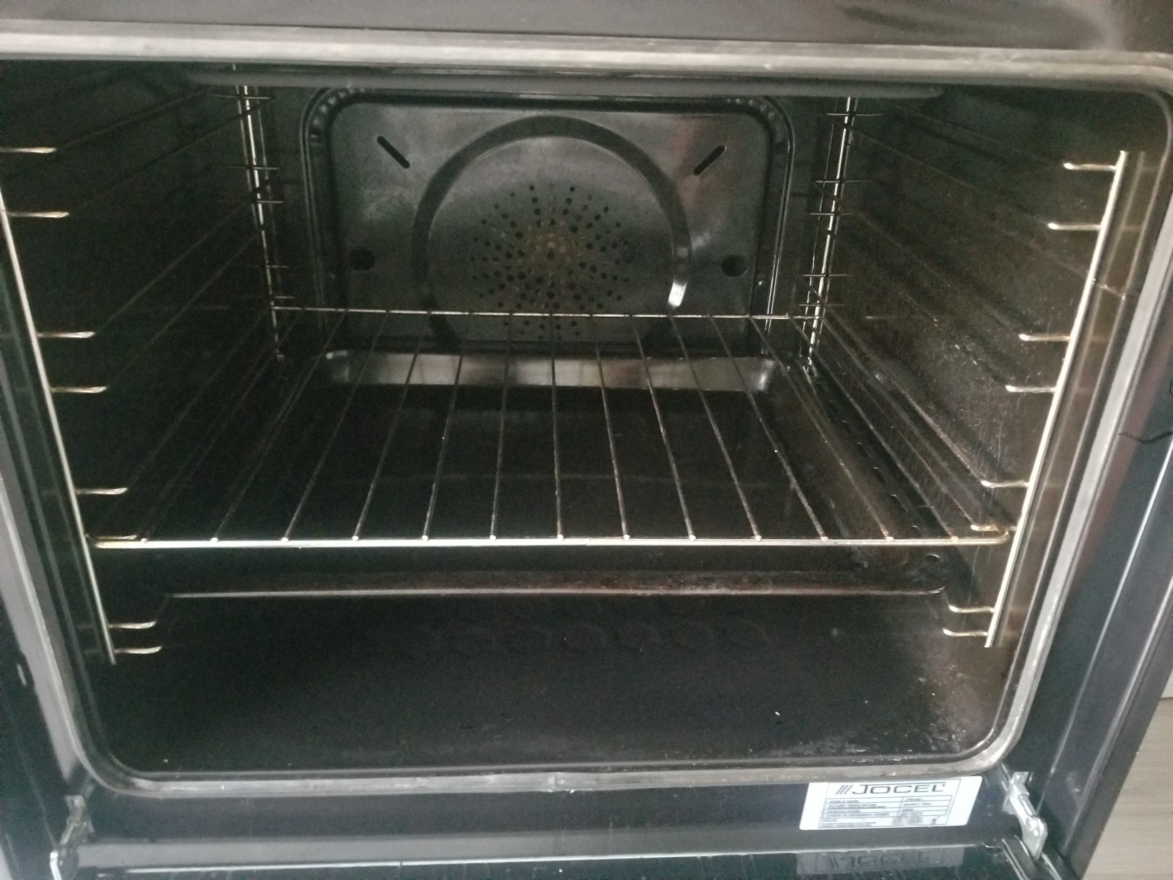 Vendo forno semi-novo ainda na garantia