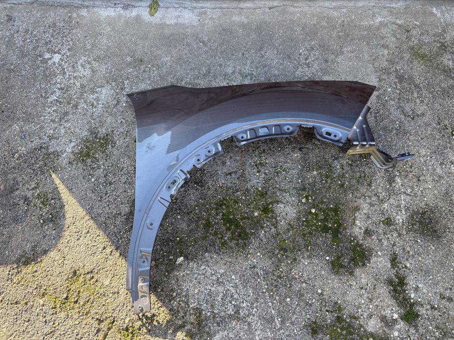 Citroen c4 III 2022 guarda lamas direito