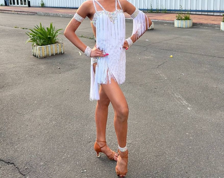 Продам сукню для Бальних танців