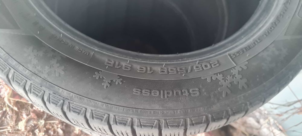 Продам гуму зимова 205/55 R16