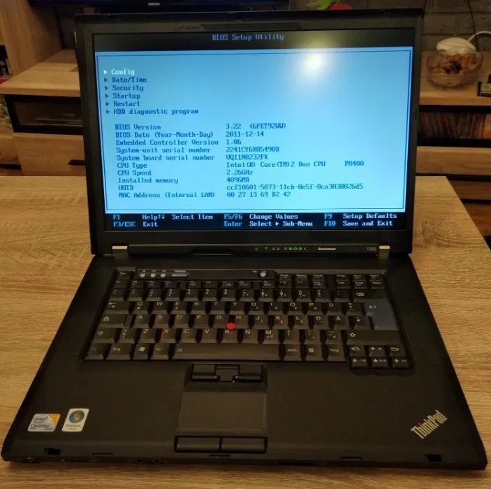 Lenovo THINKPAD T500 T8400 2x 2.26 GH 4 GB 240 SSD na gwar 15,4 w