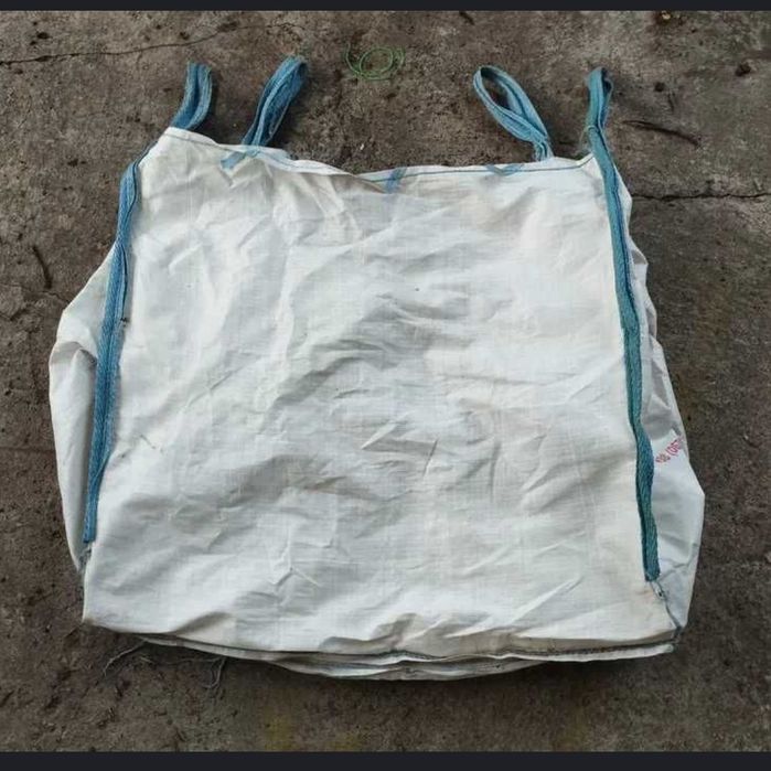 Продам Биг-беги б/у на 1350кг