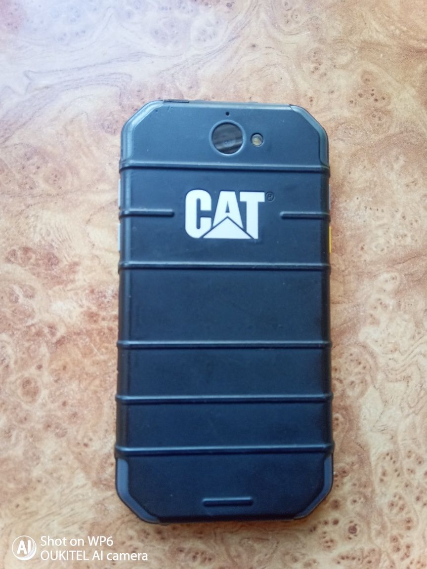 Продам фірмовий телефон CATs30
