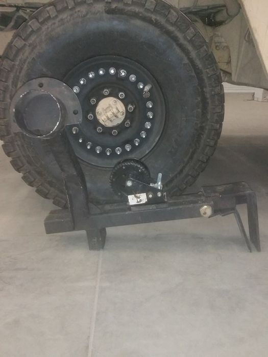 Hmmwv montaż koła zapasowego Ibis Tek