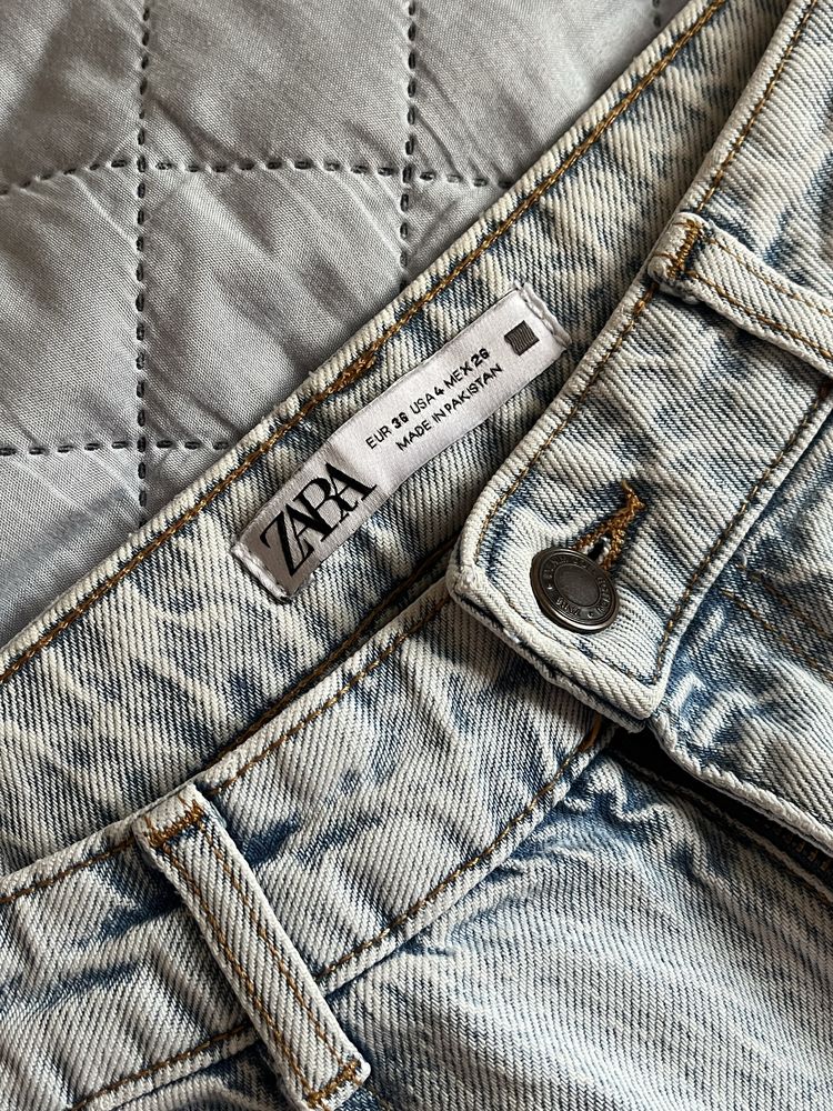 Джинси жіночі прямі Zara