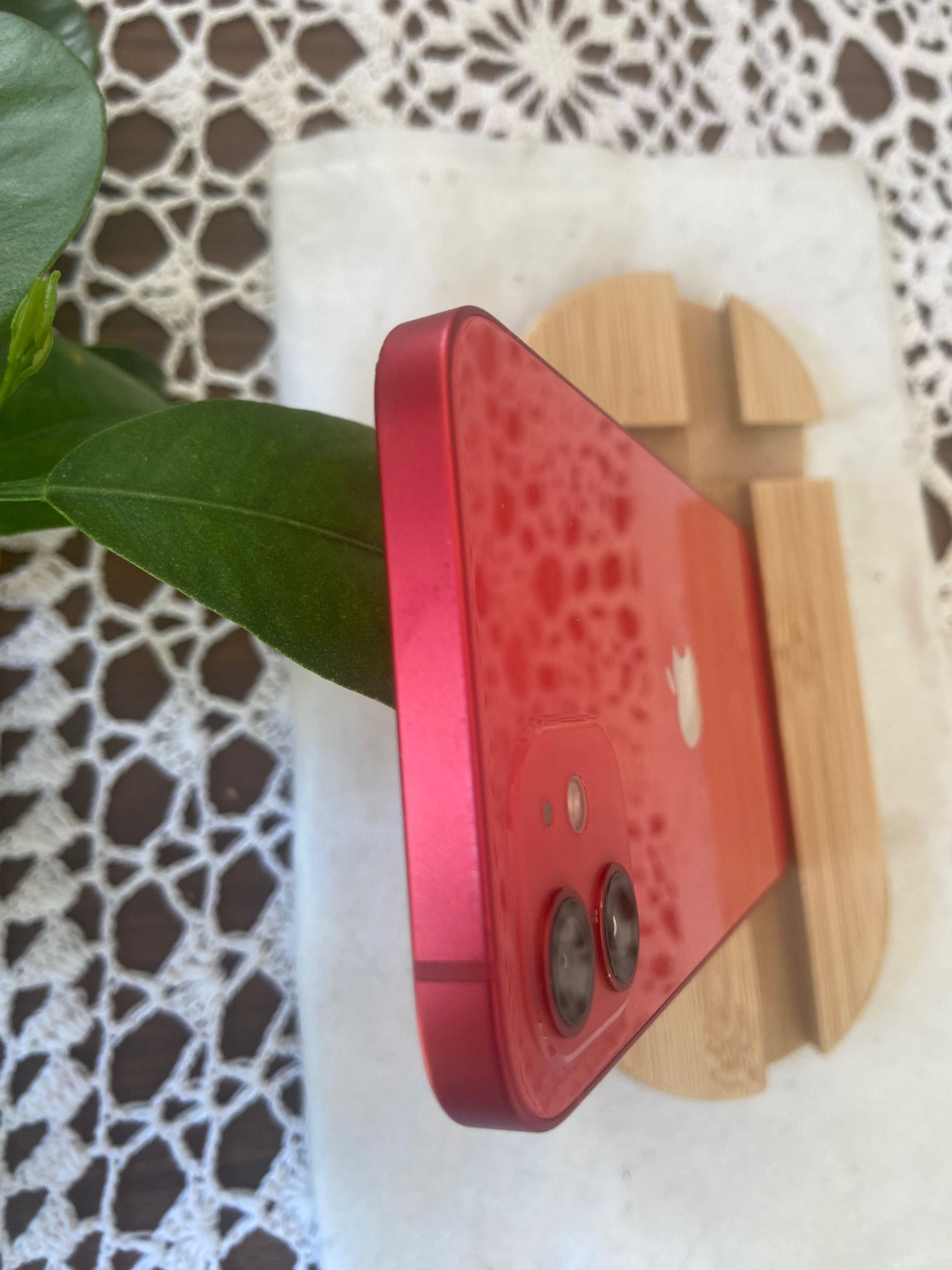 iPhone 12 czerwony okazja