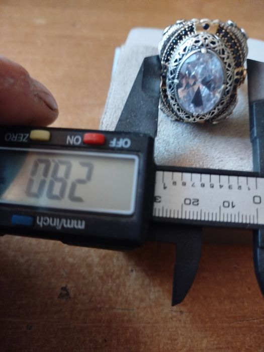 Перстень мужскій огромний