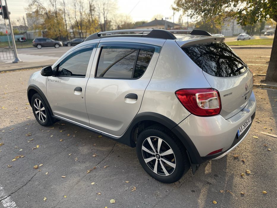 Продам RENAULT Sandero StepWay