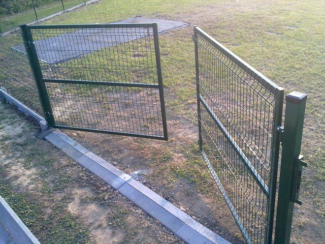 Ogrodzenie panelowe fi4 h=1530mm /2500   51 drutów