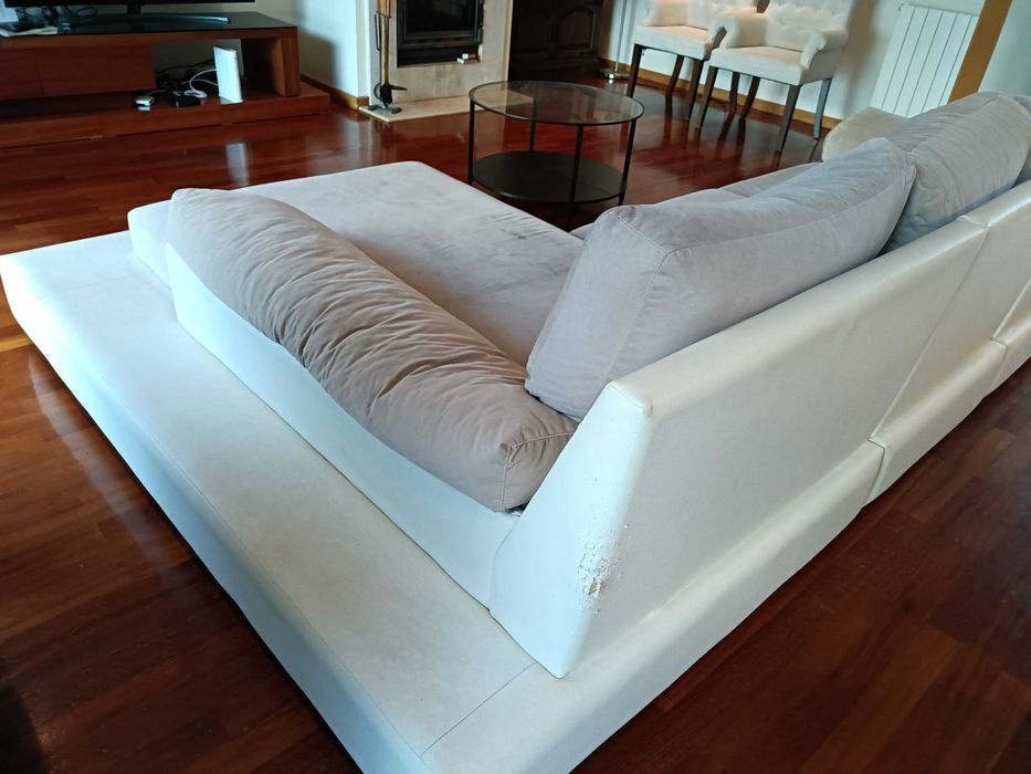 Sofá 20€ usado de 3 lugares com chaise long