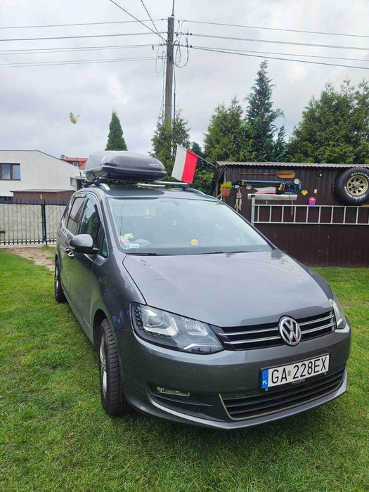 VW Sharan automat sam parkuje