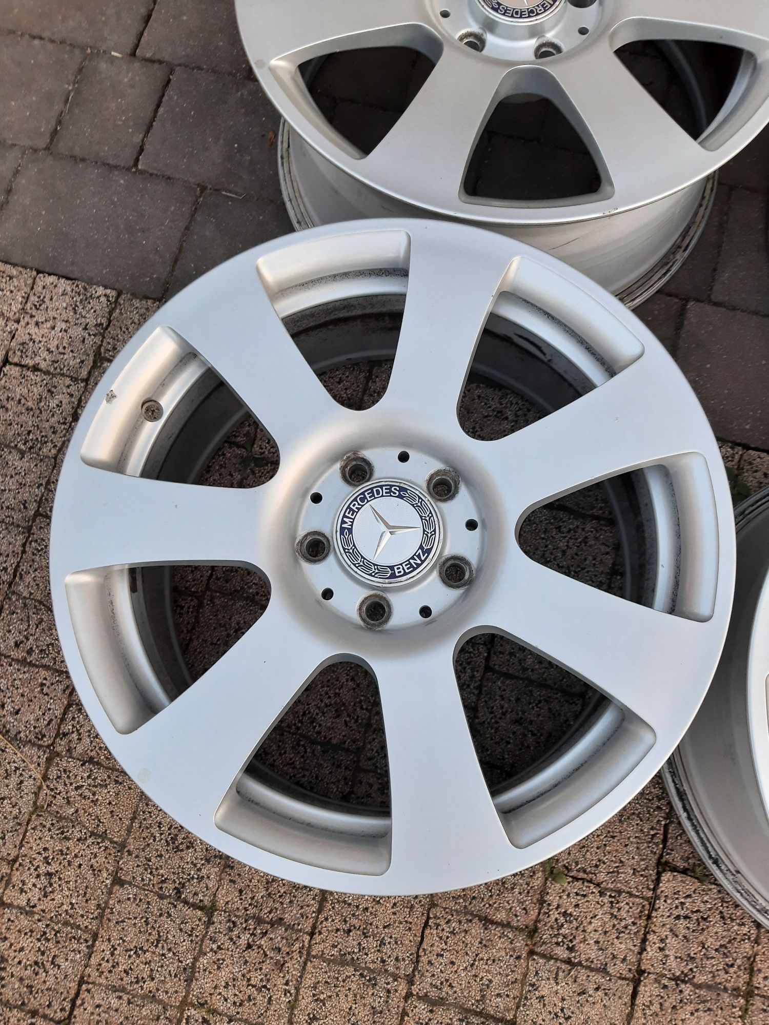 Felgi 17 Mercedes 5x112 8J et43 w221