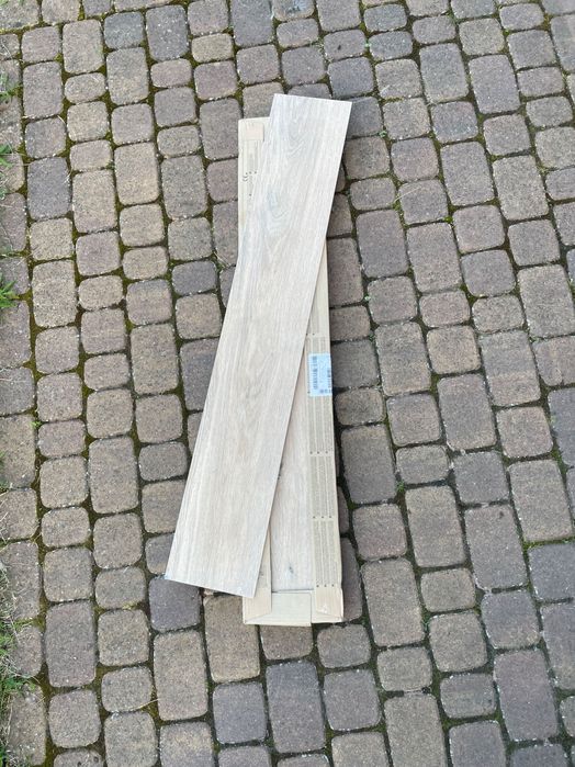 Płytki ceresanit 120x20 rustic light brown 26,4m ²