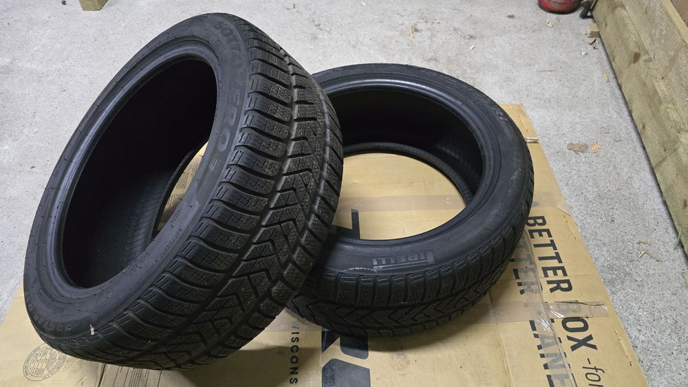 Opony zimowe 235/45R17 V Pirelli SOTTOZERO3  JAK NOWE