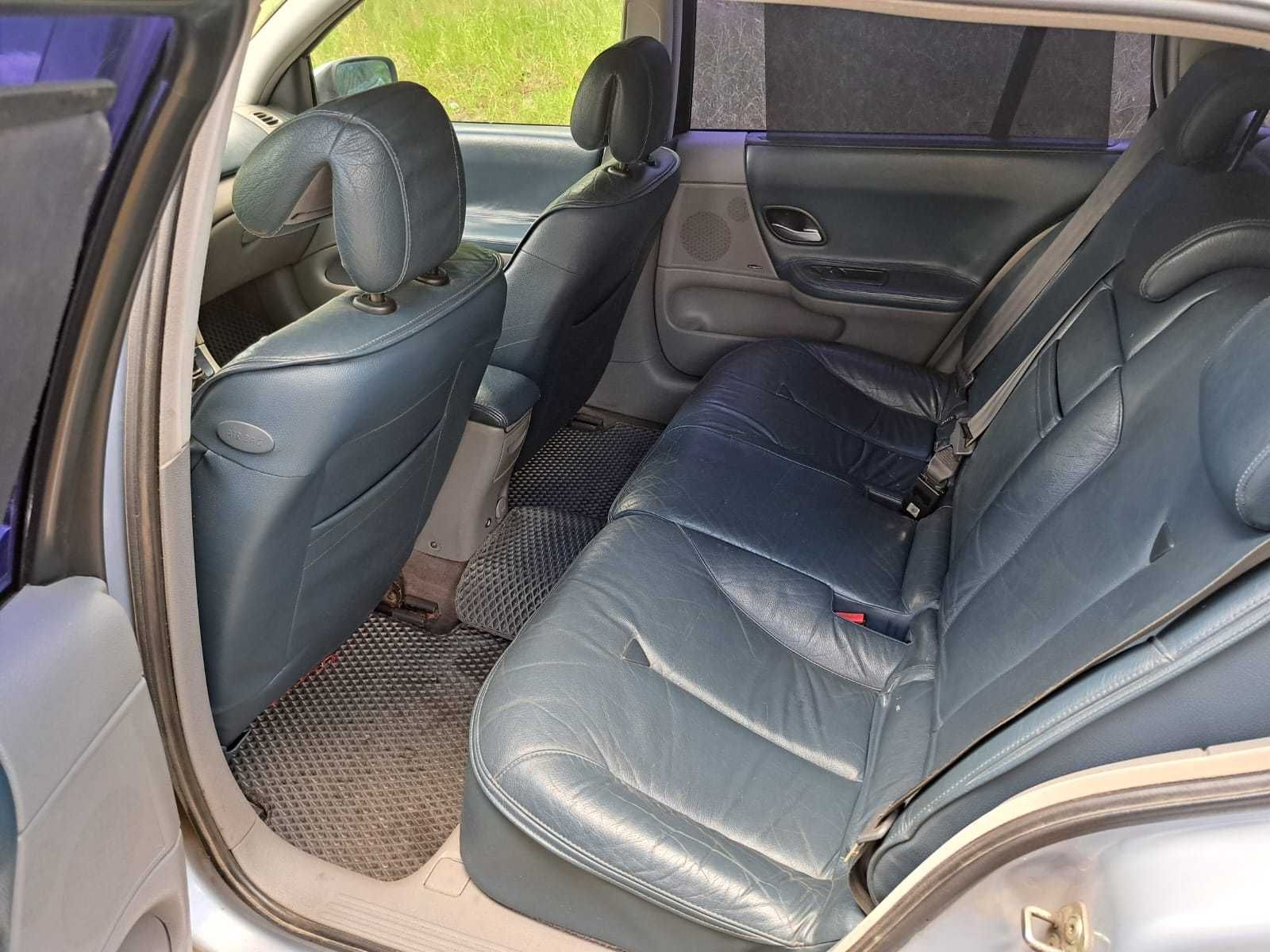 Renault Laguna 2 2001 рік ,1,9 DCI