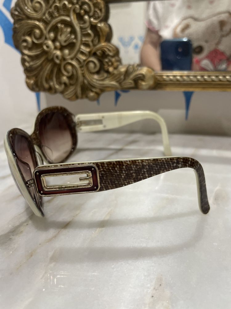 Óculos de sol da Guess originais